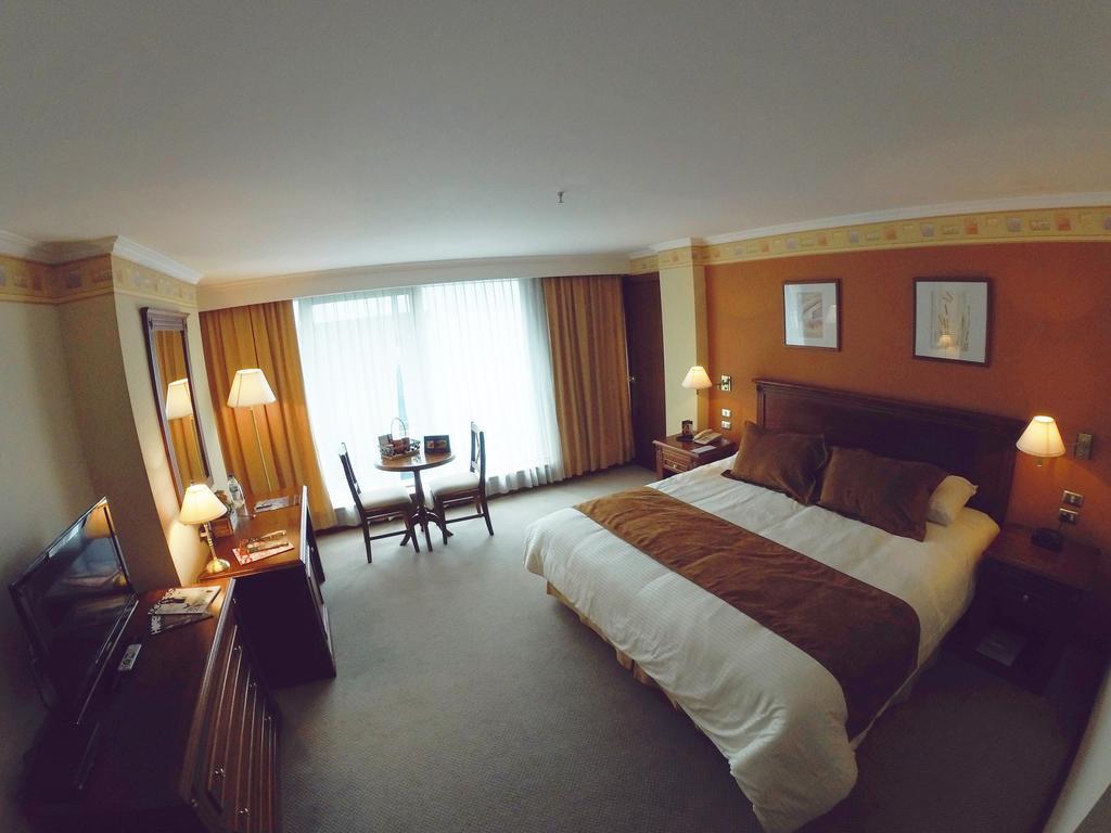 Hotel Emperador Ambato Eksteriør bilde