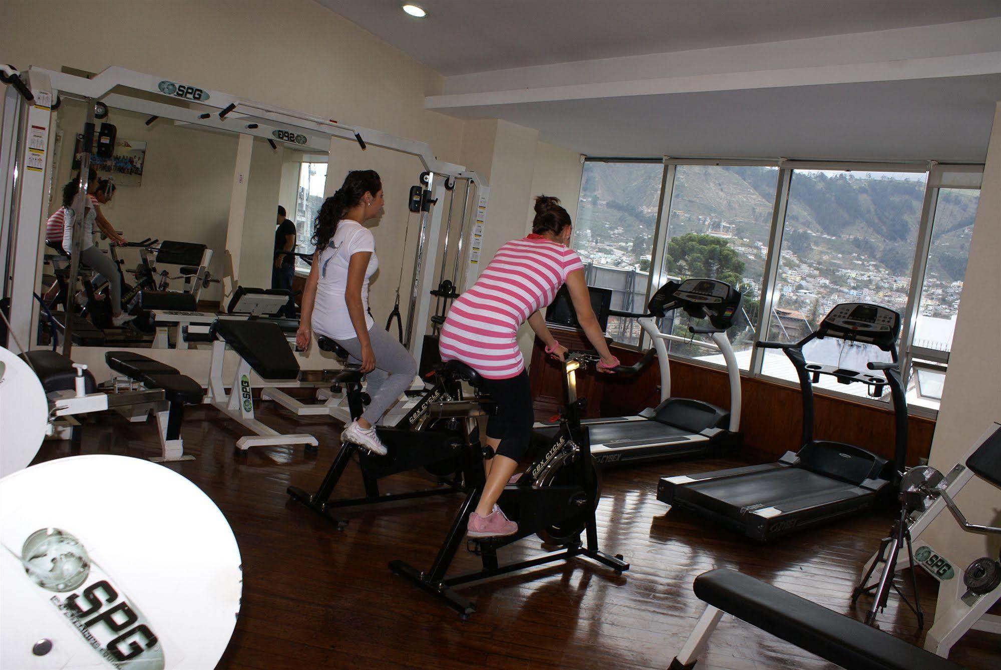 Hotel Emperador Ambato Eksteriør bilde
