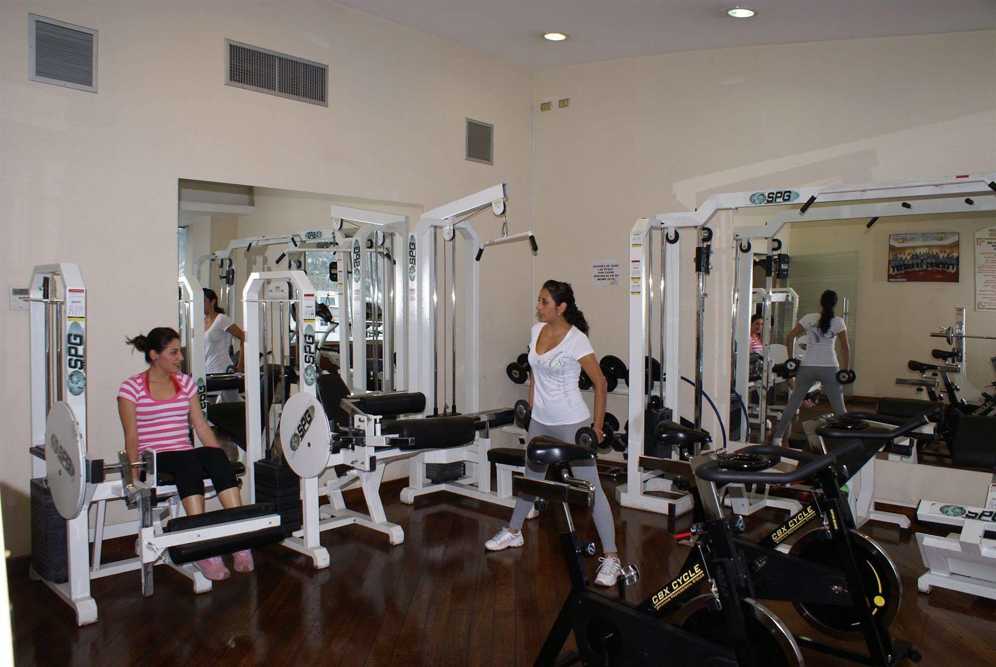 Hotel Emperador Ambato Eksteriør bilde
