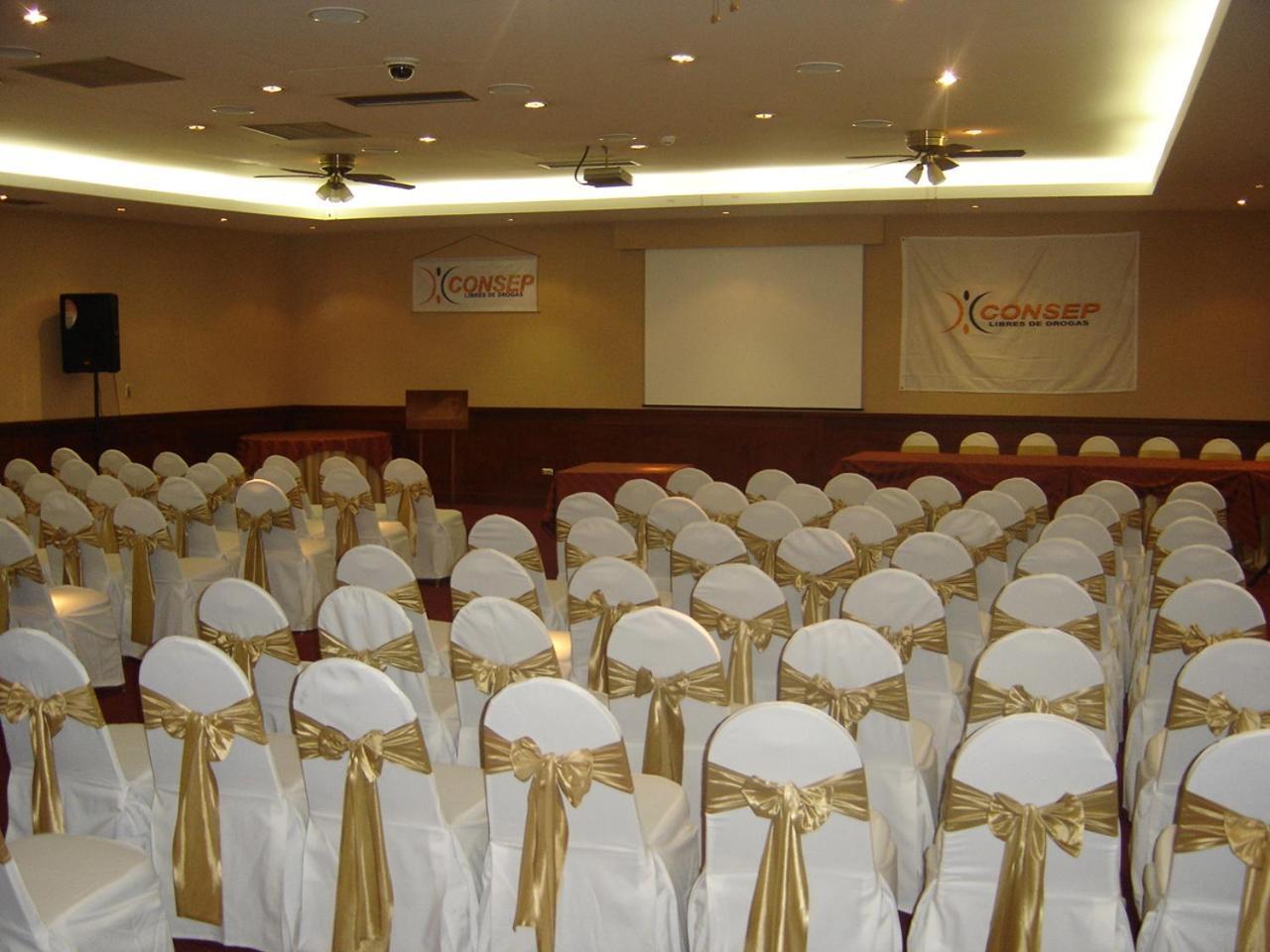 Hotel Emperador Ambato Eksteriør bilde