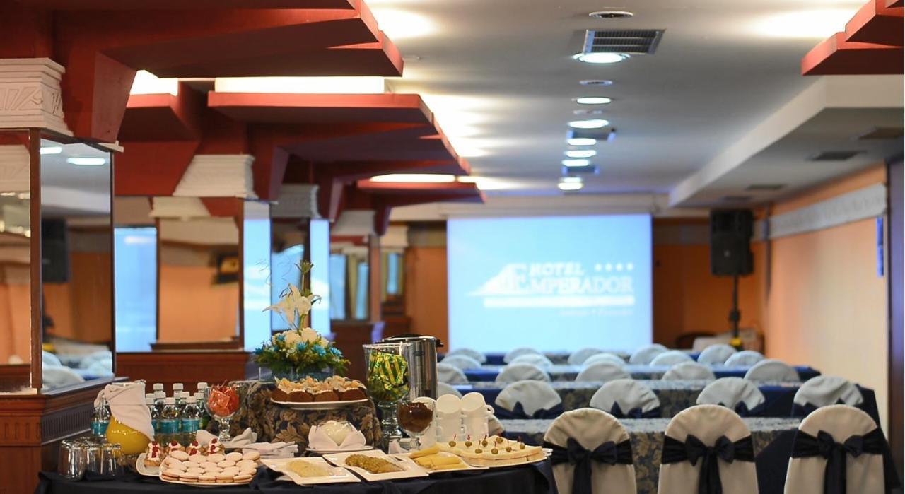 Hotel Emperador Ambato Eksteriør bilde
